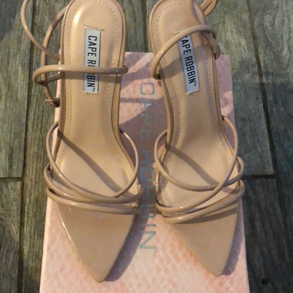 Nhde heels